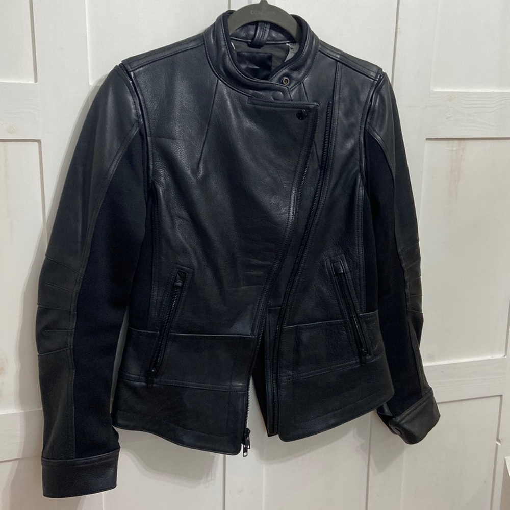 🏷️ Denham Jeans Black Leather Motorcycle Jacket/Vest: Women’s size small